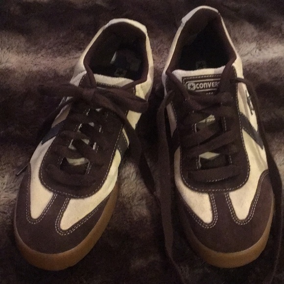 old style converse shoes